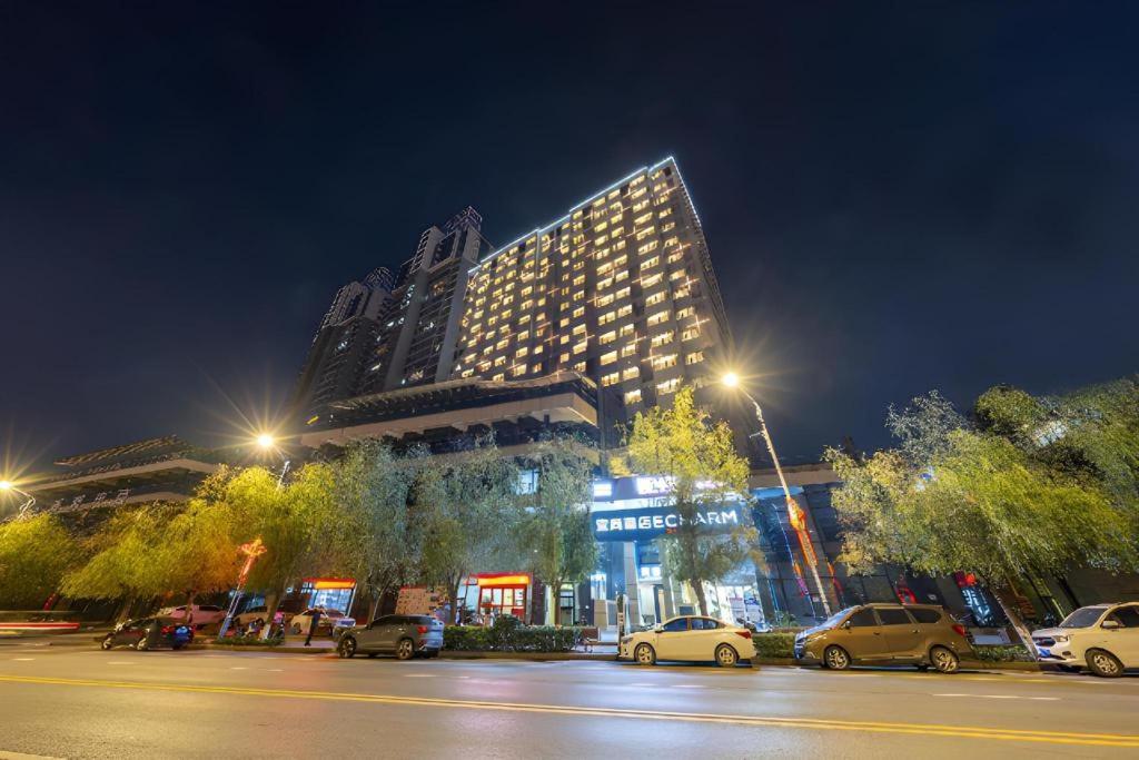 Echarm Hotel Hanzhong Wetland Park Exterior photo